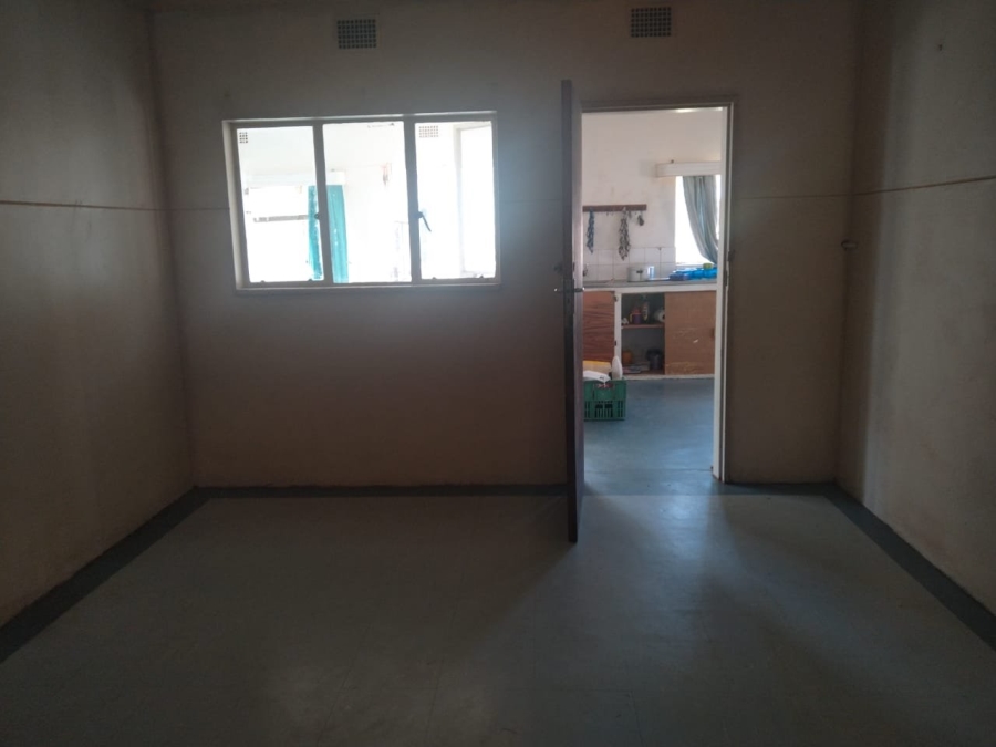 4 Bedroom Property for Sale in Leeudoringstad North West